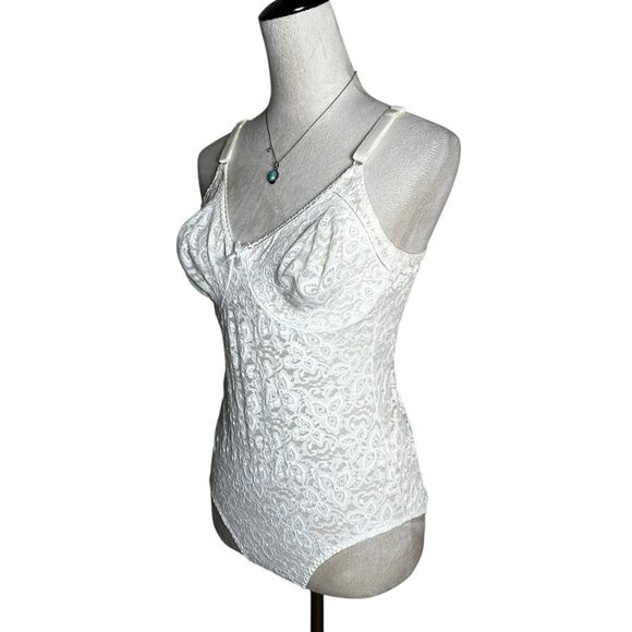 Vintage Bali Floral Cream Lace Bodysuit 40B Nylon Stretch Shaper Underwire 7432 - Picture 3 of 9